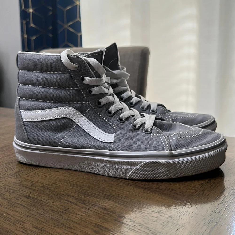Vans Gray High Top Skateboard Shoes Men’s 5.5 / Women’s 7 Classic Skate Sneakers